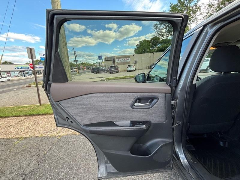 Nissan Rogue SV AWD 2023