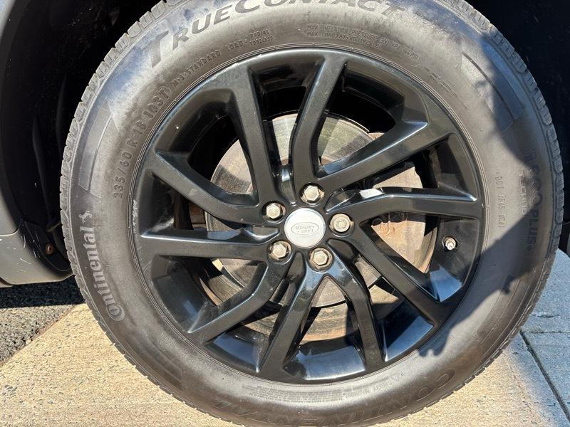 Land Rover Discovery Sport  2017