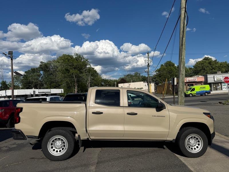 Chevrolet Colorado W/T Crew Cab 2WD SWB 2023