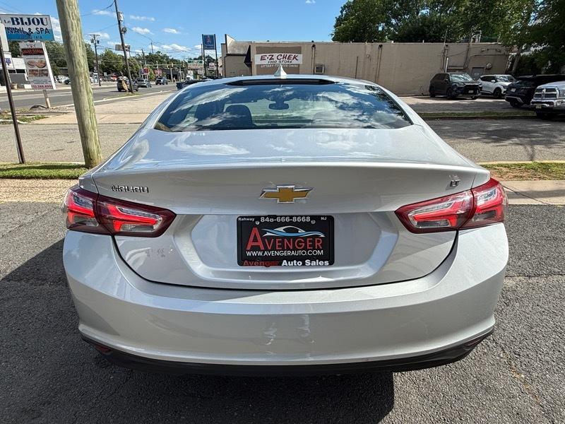 Chevrolet Malibu 4dr Sdn LT Platinum Edition 2022