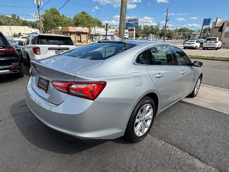 Chevrolet Malibu 4dr Sdn LT Platinum Edition 2022