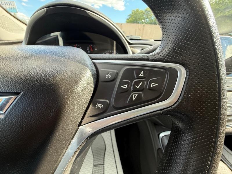 Chevrolet Malibu 4dr Sdn LT Platinum Edition 2022