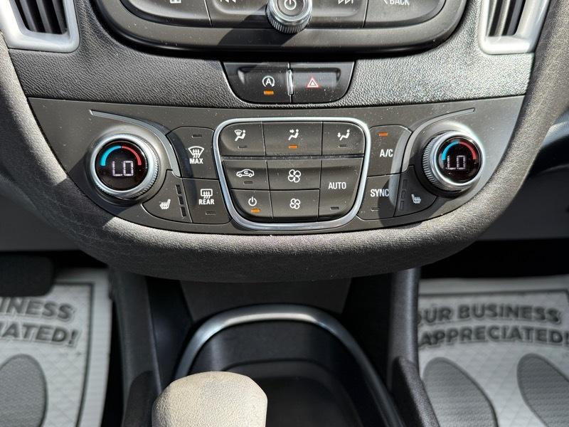 Chevrolet Malibu 4dr Sdn LT Platinum Edition 2022