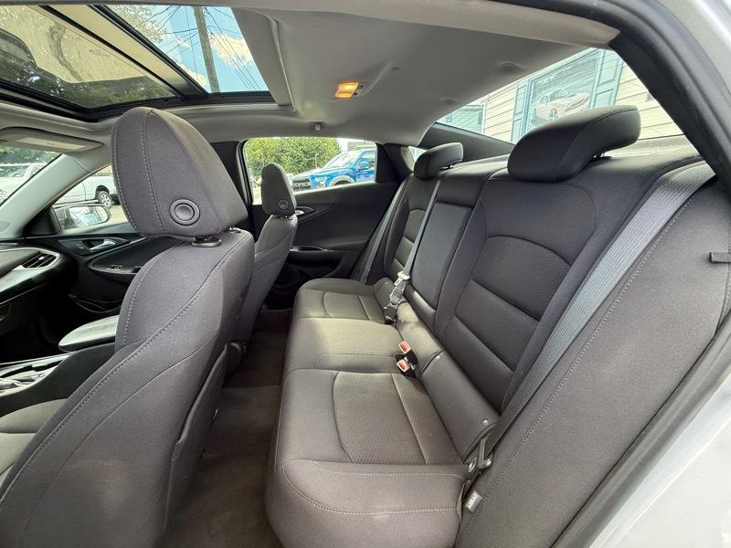 Chevrolet Malibu 4dr Sdn LT Platinum Edition 2022