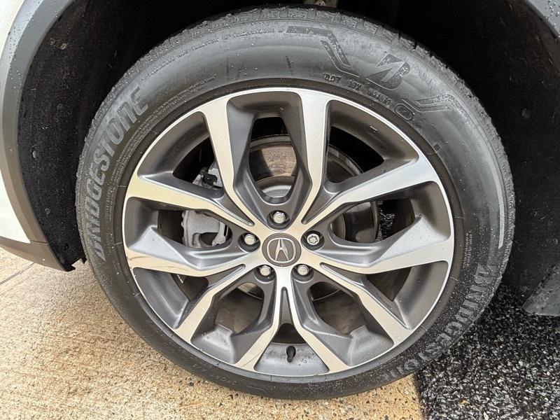 Acura MDX SH-AWD 4D SUV w/Tech 2024