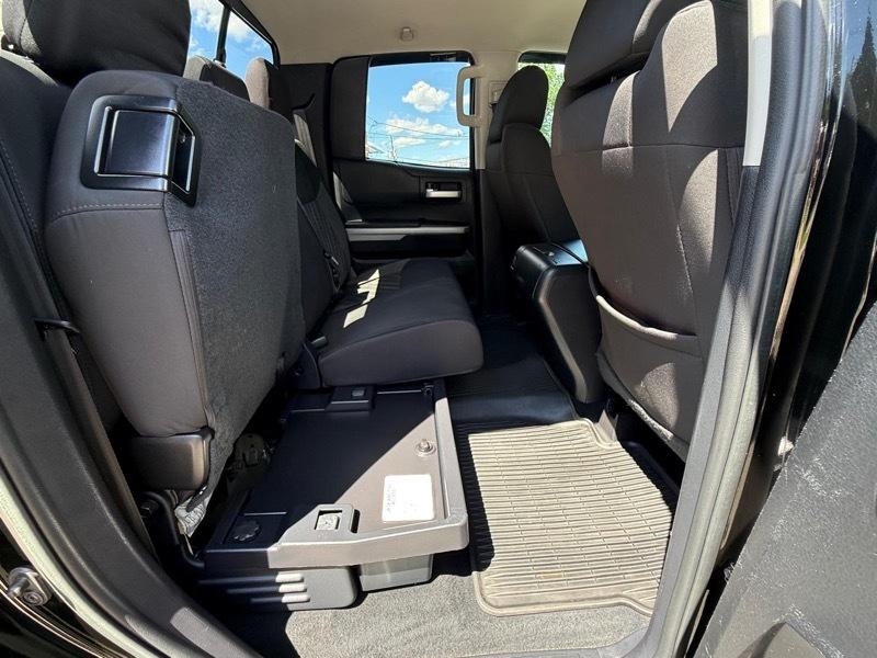 Toyota Tundra SR5 5.7L V8 Double Cab 4WD 2018