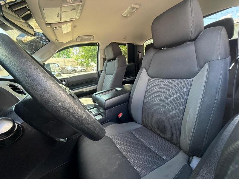 Toyota Tundra SR5 5.7L V8 Double Cab 4WD 2018