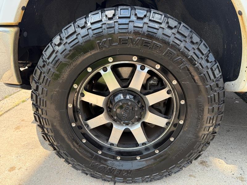 Ford F-150 Lariat SuperCrew 4WD 2011