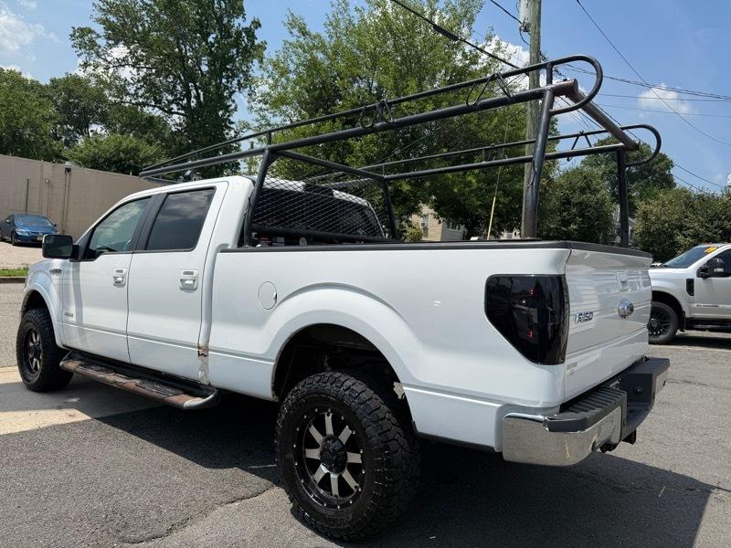 Ford F-150 Lariat SuperCrew 4WD 2011