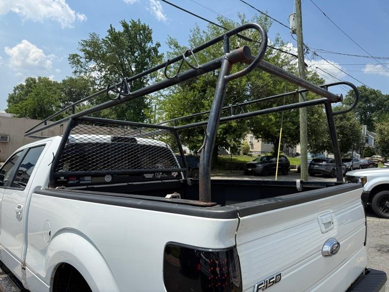 Ford F-150 Lariat SuperCrew 4WD 2011