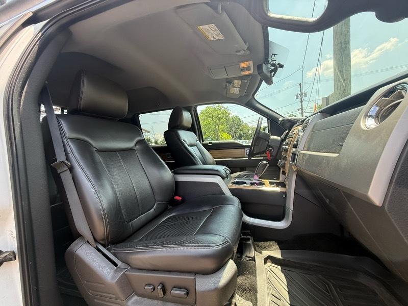 Ford F-150 Lariat SuperCrew 4WD 2011