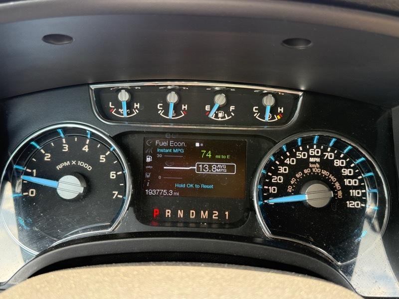 Ford F-150 Lariat SuperCrew 4WD 2011
