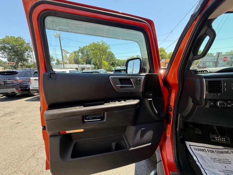 HUMMER H2 4WD 4dr SUV Luxury 2008