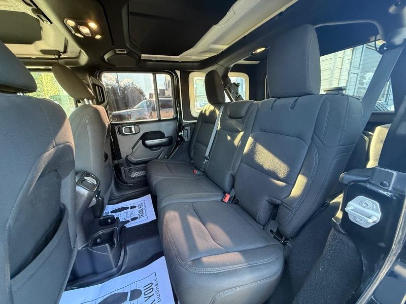 Jeep Wrangler Unlimited Willys Sport 4x4 2021