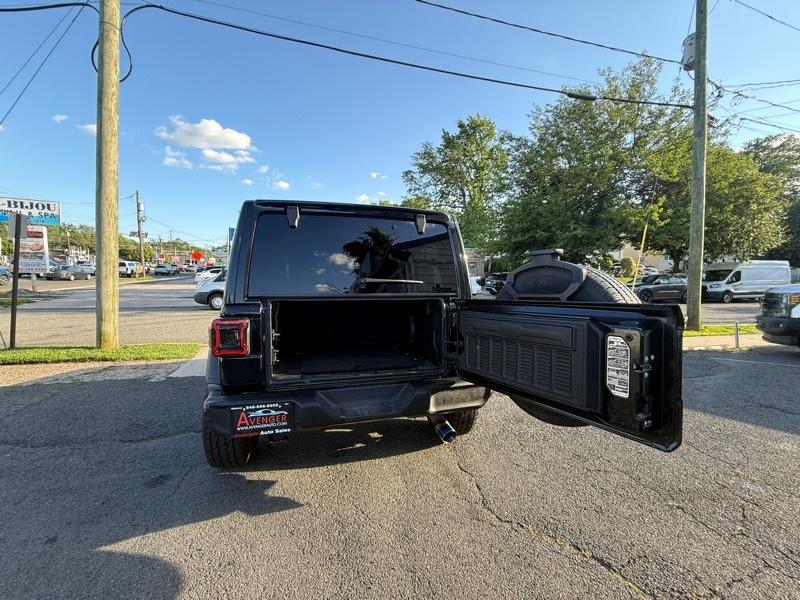 Jeep Wrangler Unlimited Willys Sport 4x4 2021