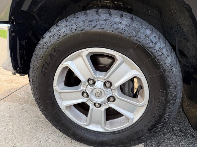Toyota Tundra  2021