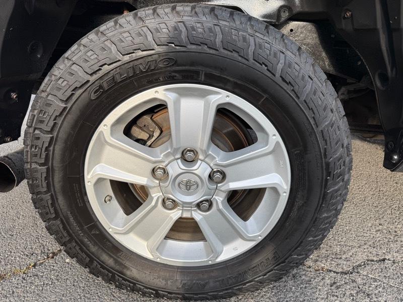 Toyota Tundra  2021