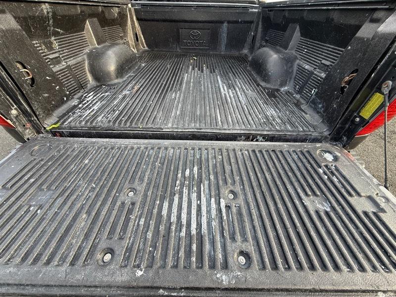Toyota Tundra  2021