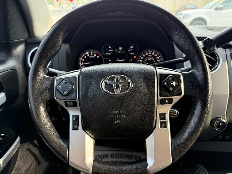 Toyota Tundra  2021