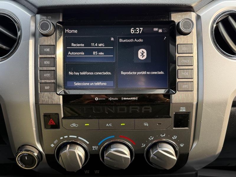 Toyota Tundra  2021