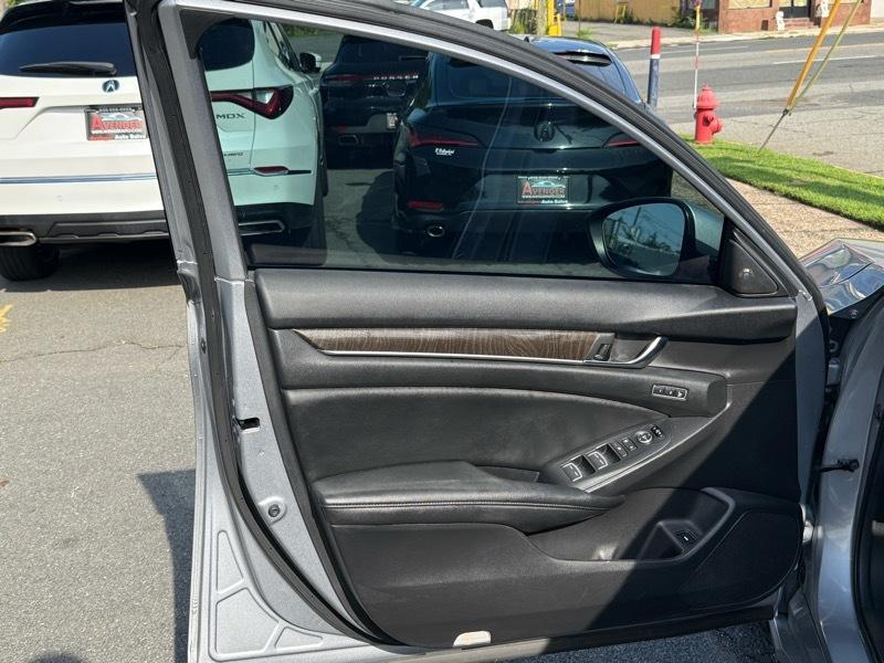 Honda Accord  2019