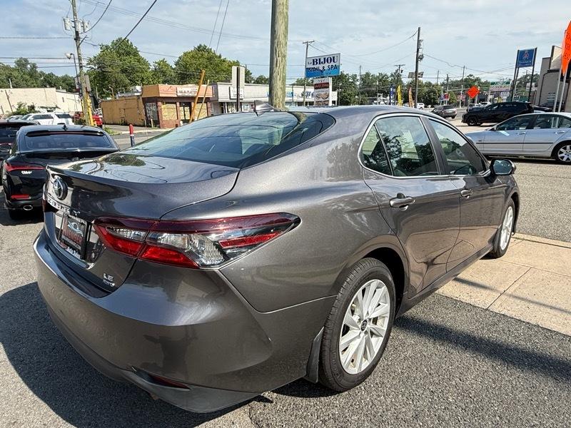 Toyota Camry  2022