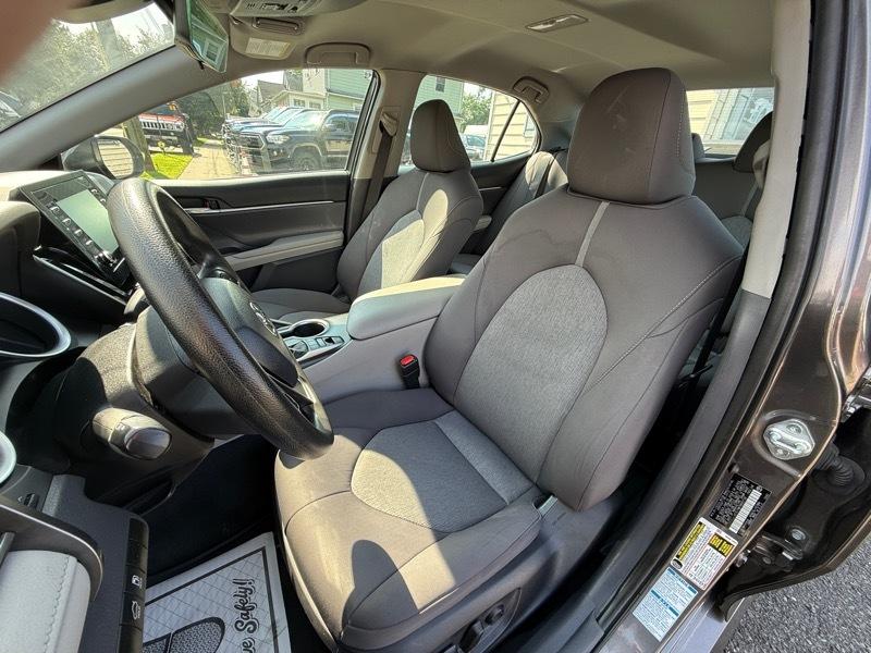 Toyota Camry  2022