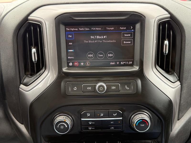 Chevrolet Silverado 1500 Custom Crew Cab 4WD SWB 2019