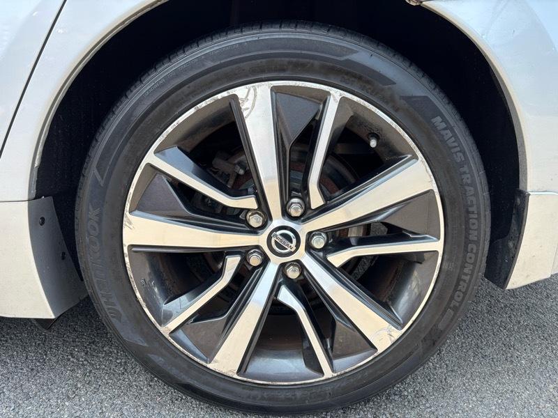 Nissan Maxima SV 2019