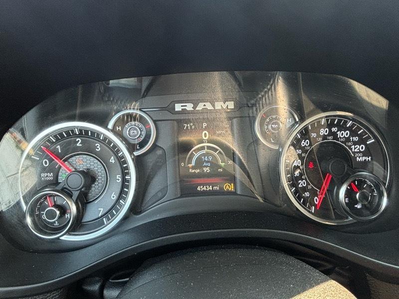 RAM 1500  2023