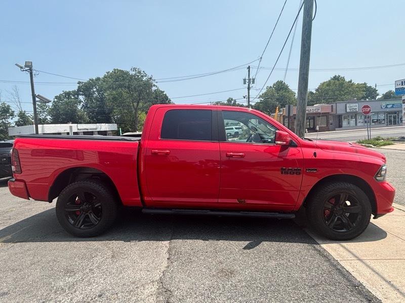 RAM 1500 Sport Crew Cab 4WD 2016