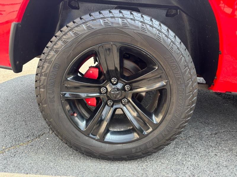 RAM 1500 Sport Crew Cab 4WD 2016