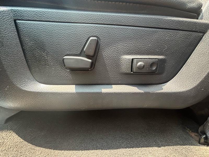 RAM 1500 Sport Crew Cab 4WD 2016