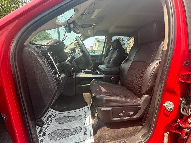 RAM 1500 Sport Crew Cab 4WD 2016