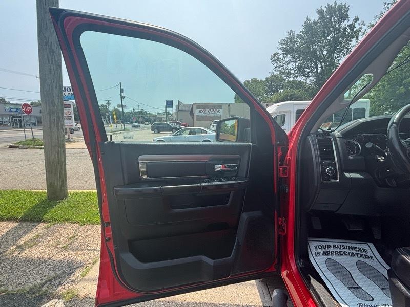 RAM 1500 Sport Crew Cab 4WD 2016