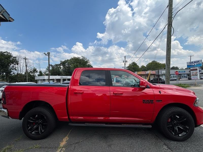 RAM 1500 Sport Crew Cab 4WD 2016