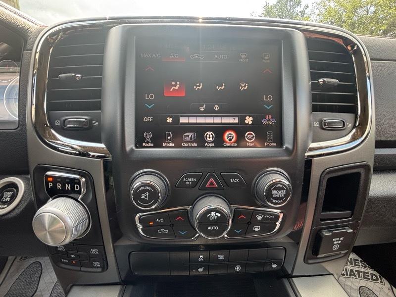 RAM 1500 Sport Crew Cab 4WD 2016