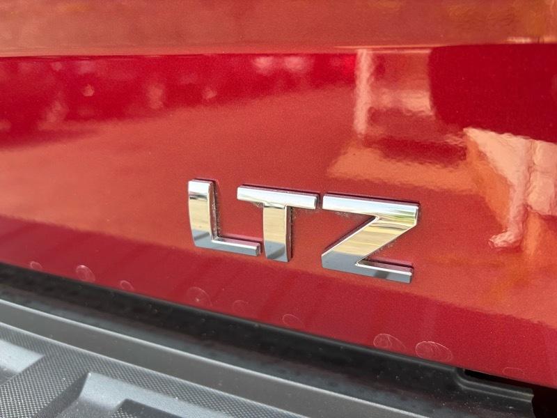 Chevrolet Silverado 1500 LTZ Double Cab 4WD 2017