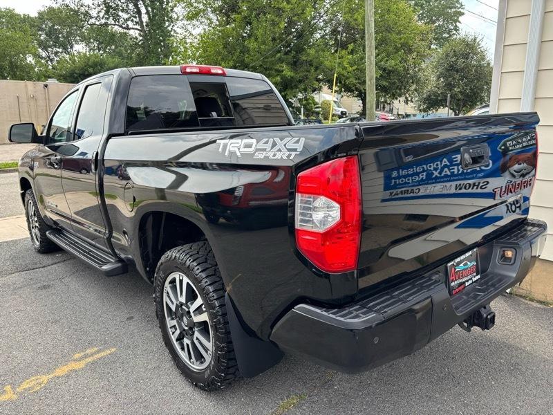 Toyota Tundra SR5 5.7L V8 Double Cab 4WD 2018