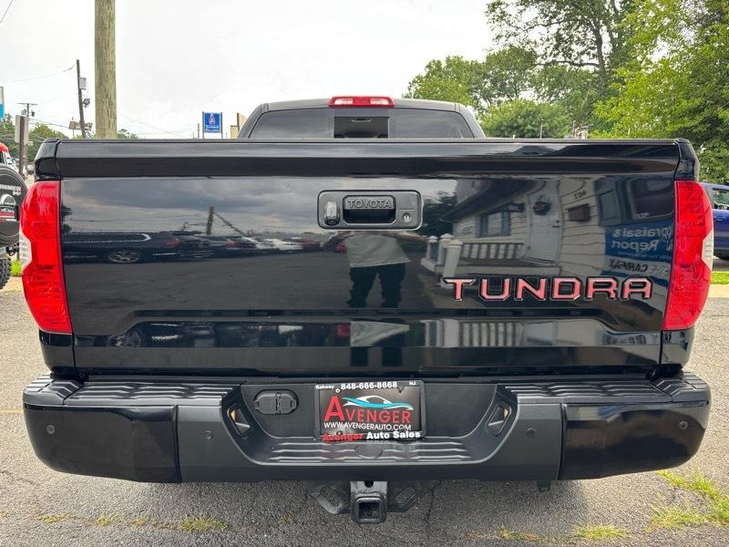 Toyota Tundra SR5 5.7L V8 Double Cab 4WD 2018
