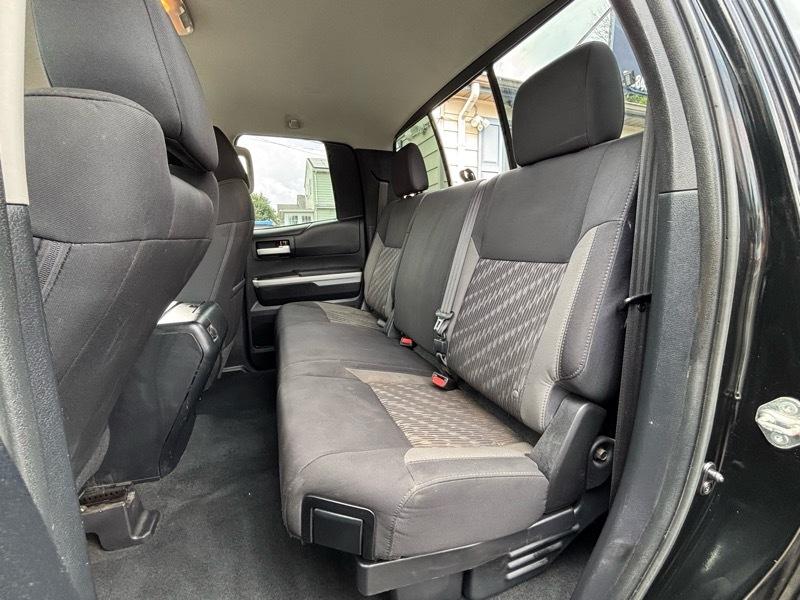 Toyota Tundra SR5 5.7L V8 Double Cab 4WD 2018