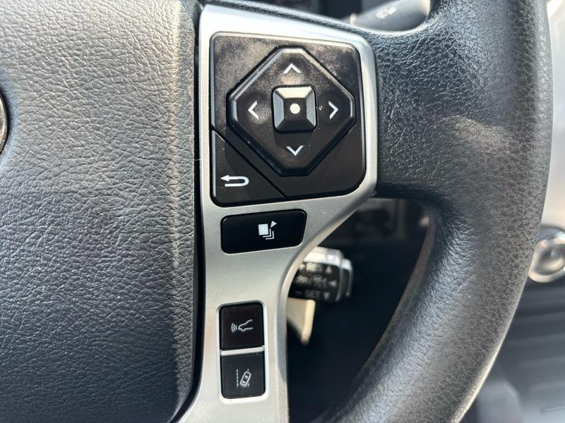 Toyota Tundra SR5 5.7L V8 Double Cab 4WD 2018