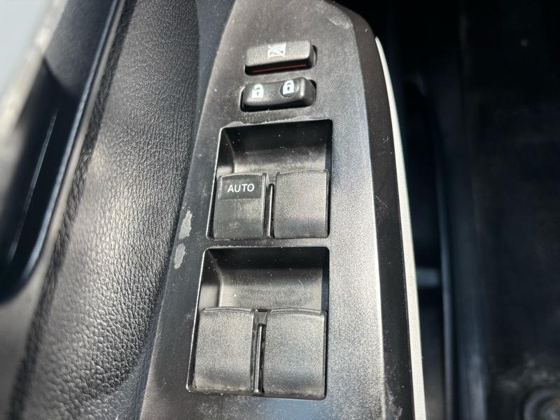 Toyota Tundra SR5 5.7L V8 Double Cab 4WD 2018