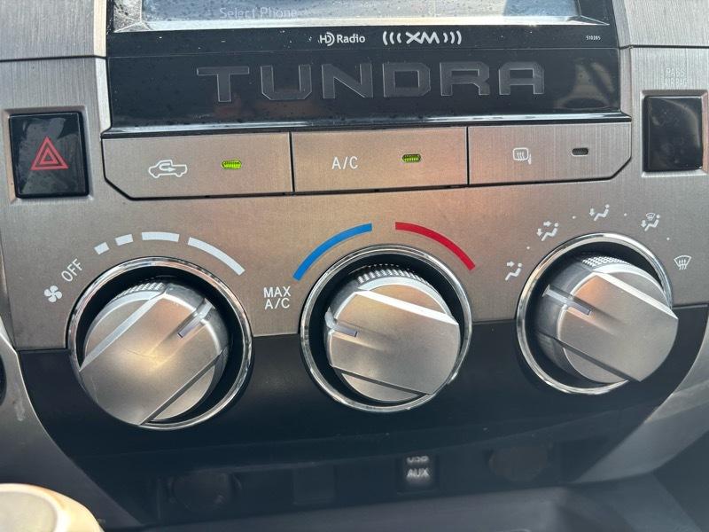 Toyota Tundra SR5 5.7L V8 Double Cab 4WD 2018