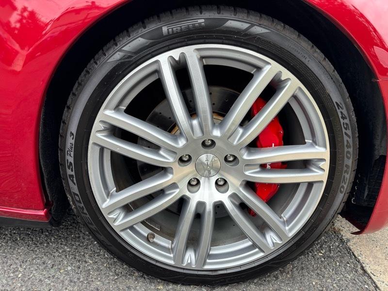 Maserati Ghibli S Q4 4D Sedan AWD 2015
