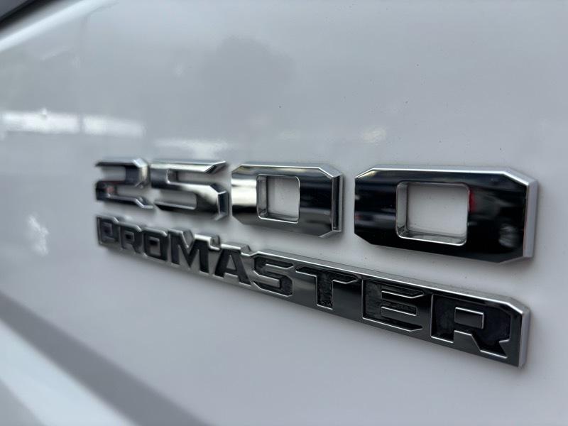 RAM Promaster  2025