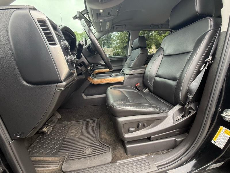 Chevrolet Silverado 1500 LTZ Crew Cab 4WD 2018