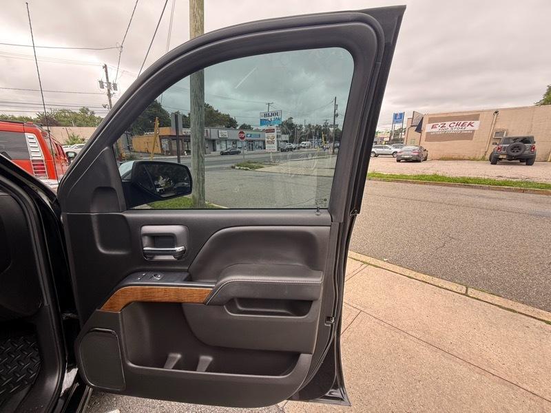 Chevrolet Silverado 1500 LTZ Crew Cab 4WD 2018