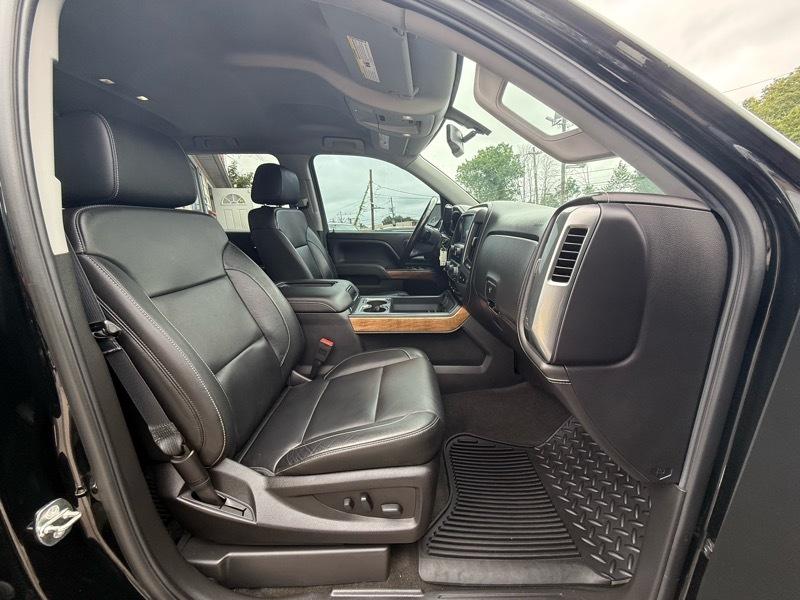 Chevrolet Silverado 1500 LTZ Crew Cab 4WD 2018