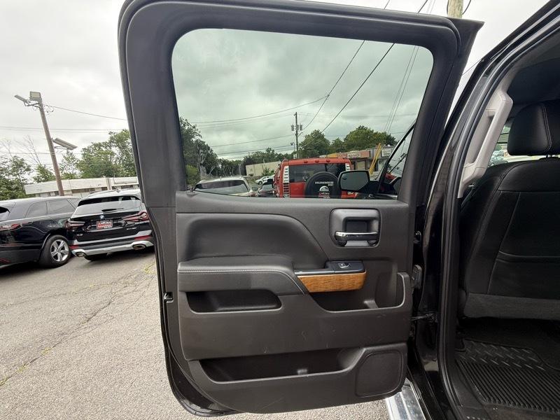 Chevrolet Silverado 1500 LTZ Crew Cab 4WD 2018